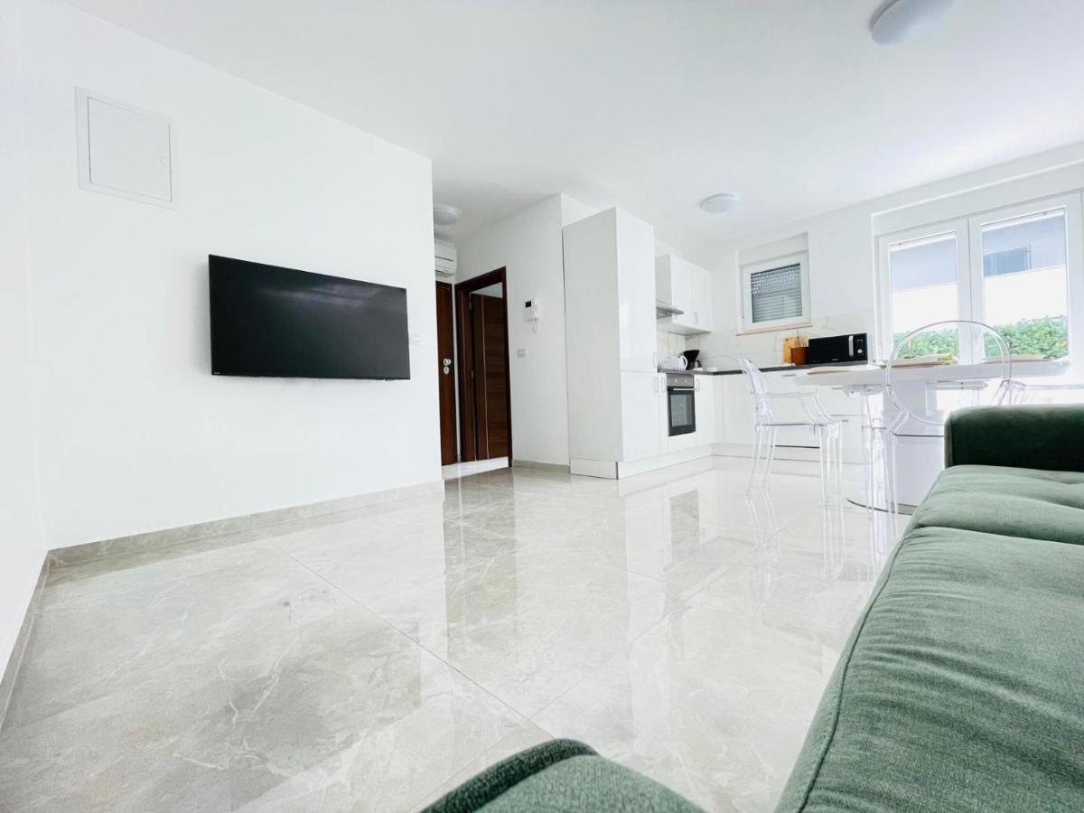 Seascape Residence Pjescana Uvala Kültér fotó