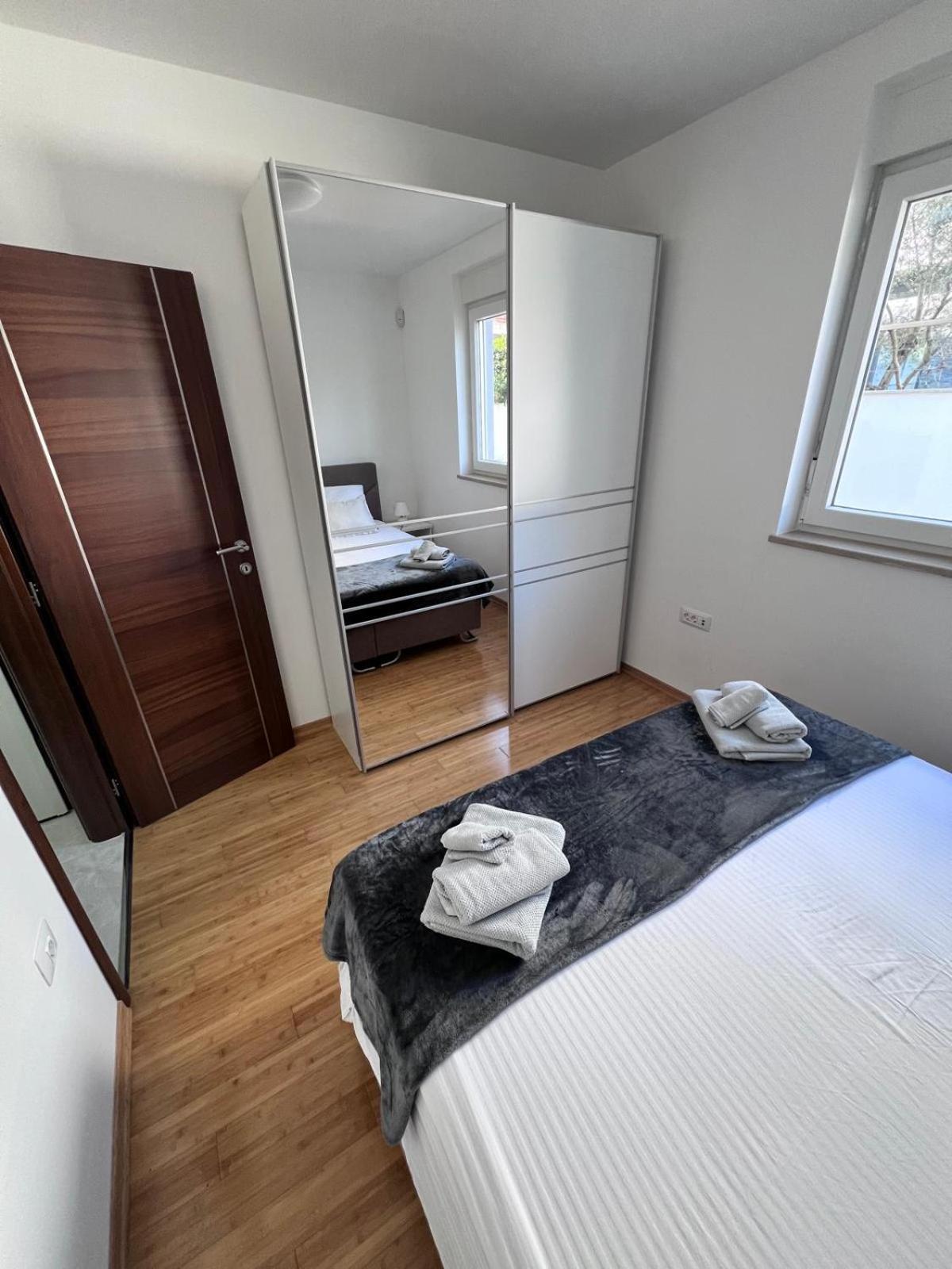 Seascape Residence Pjescana Uvala Kültér fotó
